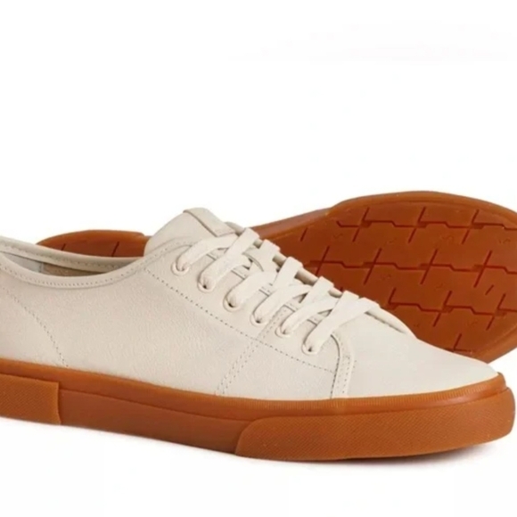Frye Shoes - 🎉 Frye Gia Low Ivory Leather Gumsole Sneakers Sz. 10 EUC